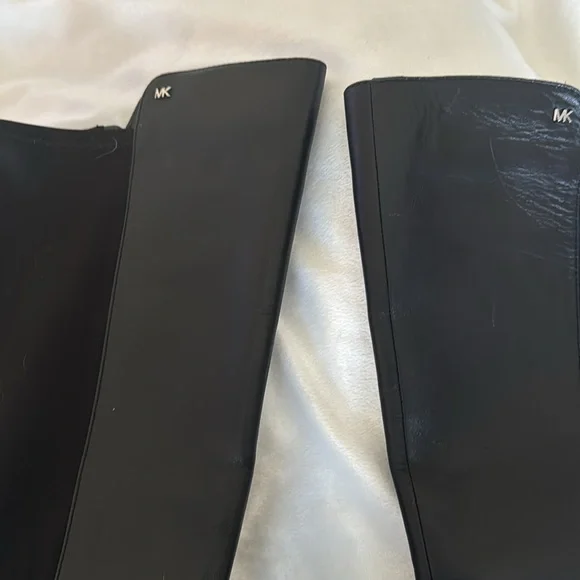 Boots - Picture 7 of 11